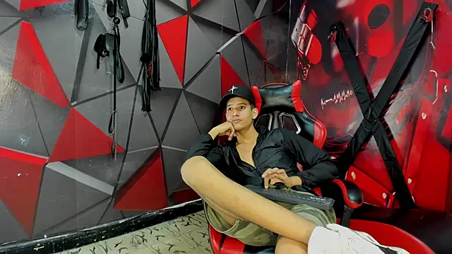 Ken BoySlim online show from 14, 9, 2025