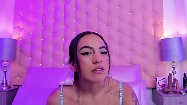 Leslie Bussh  online show from 7, 3, 2026