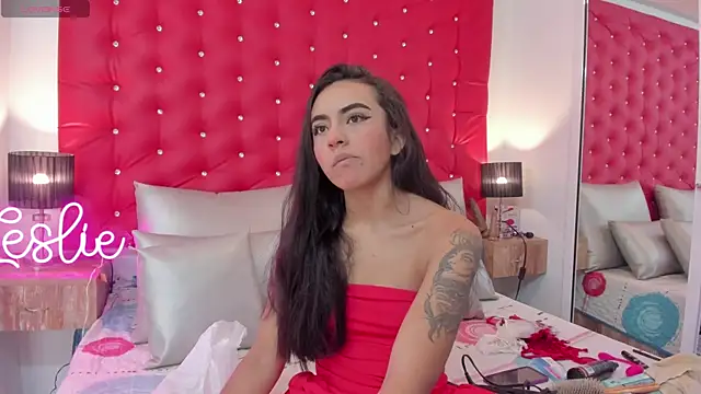 Leslie Bussh  online show from 14, 2, 2026