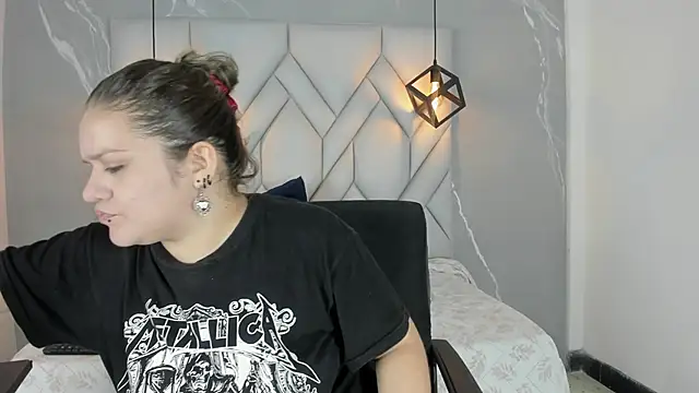 hellen tirey online show from 24, 9, 2025