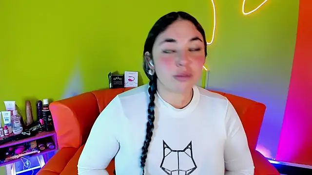 Bagiolett online show from 23, 10, 2025