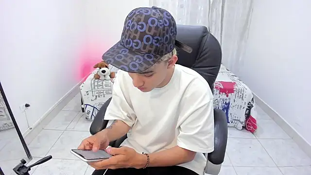 weesley boy online show from 27, 9, 2025