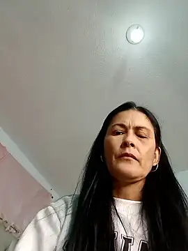 ZARAY 1118 online show from 11, 1, 2026