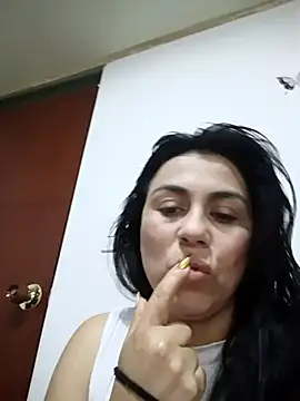 vanessa-titisM online show from 13, 11, 2025