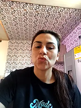 Snapshot of vanessa-titisM chatting on 9, 5, 2026 vanessa-titisM online show from 9, 5, 2026