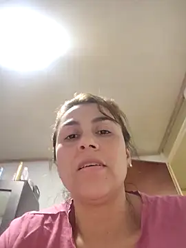 Snapshot of vanessa-titisM chatting on 6, 5, 2026 vanessa-titisM online show from 6, 5, 2026