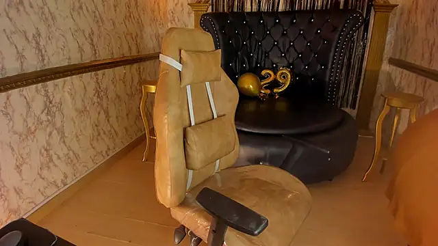 Helenstanford online show from 12, 11, 2025