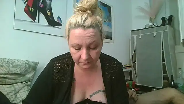 Snapshot of Bakala93 chatting on 10, 5, 2026 Bakala93 online show from 10, 5, 2026