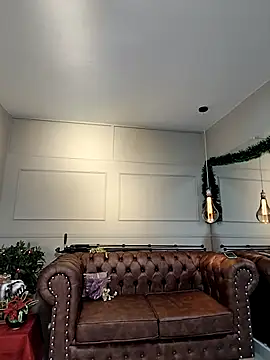 ArielBlossom    online show from 21, 12, 2025