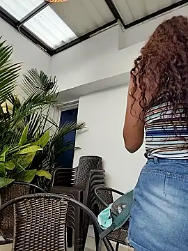 ArielBlossom    online show from 7, 1, 2026