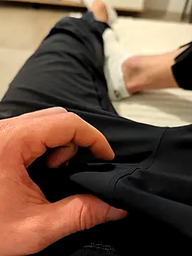 Milike 93 online show from 1, 3, 2026