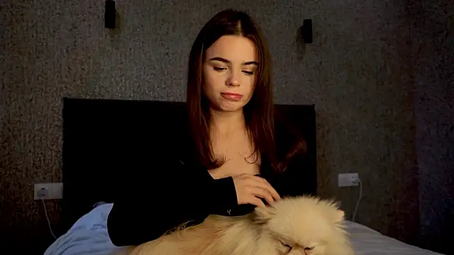 milylovee online show from 6, 10, 2025