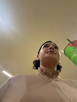 Snapshot of GabyMejiaa chatting on 15, 5, 2026 GabyMejiaa online show from 15, 5, 2026