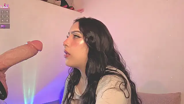 ashlynnlowe  online show from 22, 11, 2025