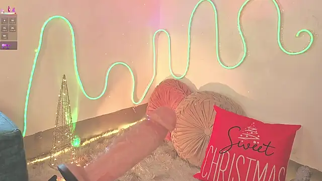 ashlynnlowe  online show from 19, 12, 2025