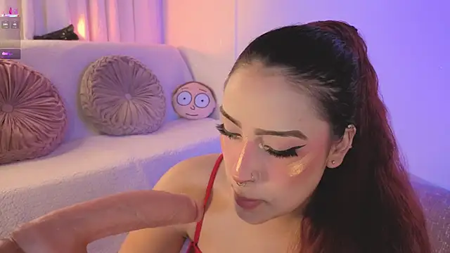 ashlynnlowe  online show from 27, 2, 2026