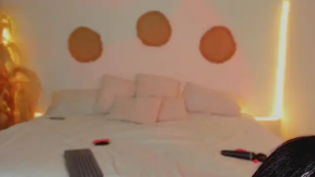 AliisonWells online show from 24, 11, 2025