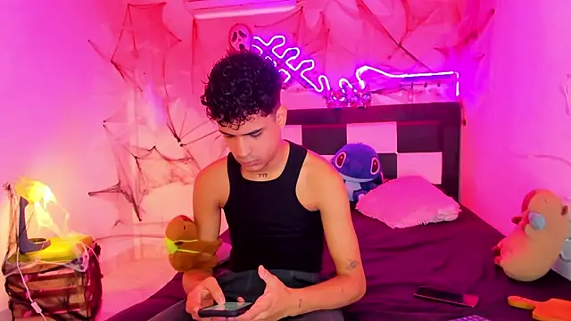 Lucky boys  X online show from 30, 10, 2025