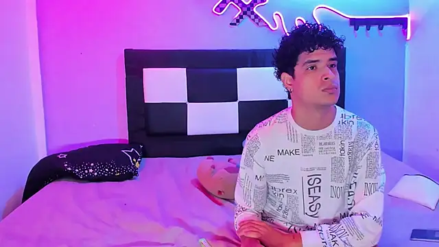 Lucky boys  X online show from 1, 5, 2026