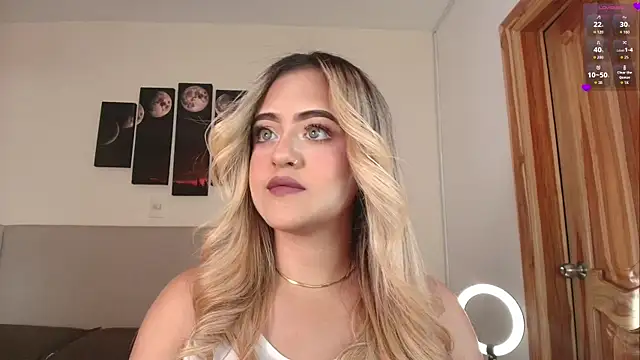 MaryMoon  online show from 10, 4, 2026