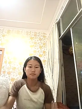 luy-xinh02 online show from 18, 9, 2025