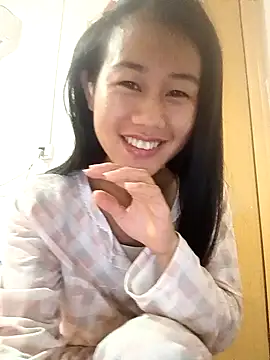 luy-xinh02 online show from 23, 9, 2025