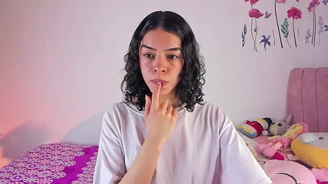 maddy parker   online show from 16, 4, 2026
