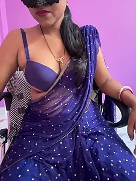 Snapshot of hottylizaa chatting on 15, 10, 2025 hottylizaa online show from 15, 10, 2025