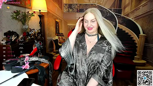 Nina Devillle online show from 22, 3, 2026