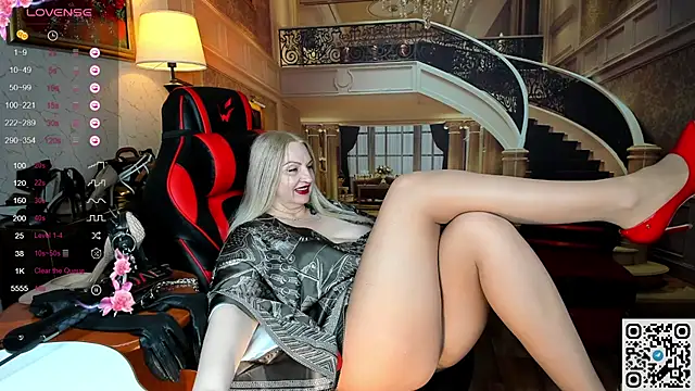 Nina Devillle online show from 27, 3, 2026