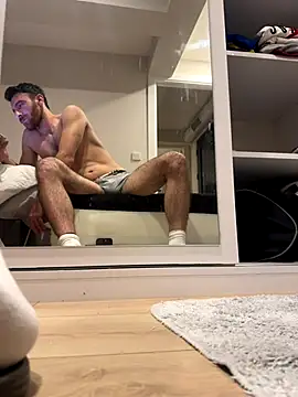 Snapshot of Sovaisback chatting on 24, 11, 2025 Sovaisback online show from 24, 11, 2025