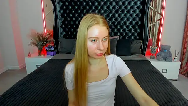 Alina Blonde online show from 16, 5, 2026