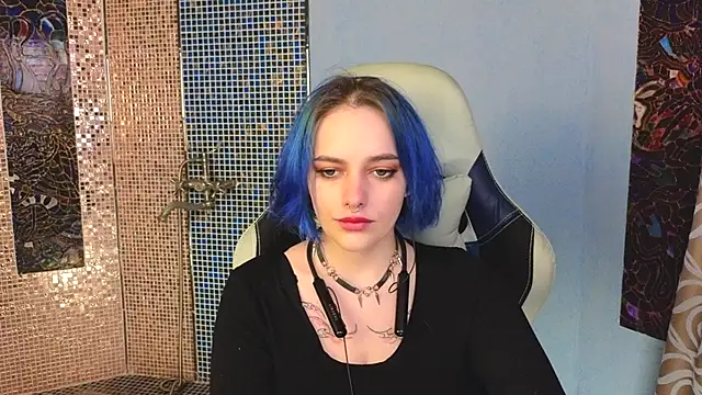 Snapshot of Eniferi chatting on 28, 10, 2025 Eniferi online show from 28, 10, 2025