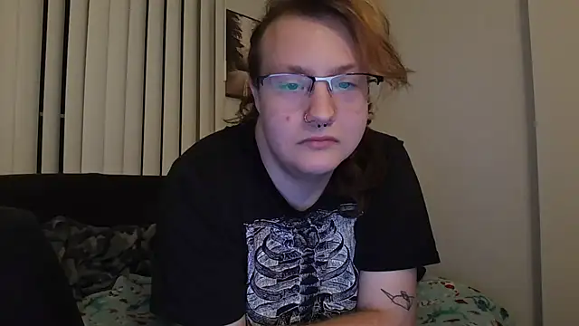 Snapshot of tbutchrat chatting on 25, 9, 2025 tbutchrat online show from 25, 9, 2025