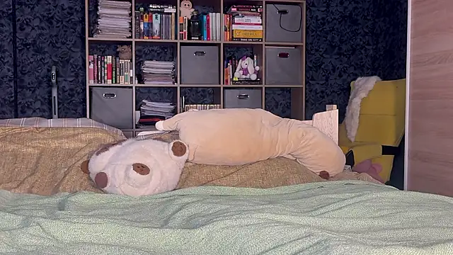 AzureEyes online show from 24, 3, 2026