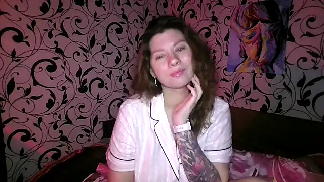 YourEmilie online show from 12, 3, 2026