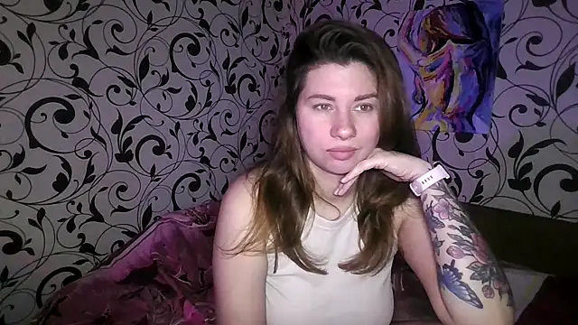 YourEmilie online show from 8, 3, 2026