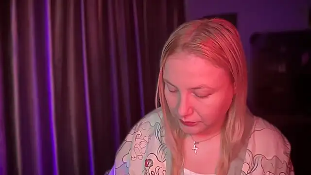 BikiHellena online show from 20, 12, 2025