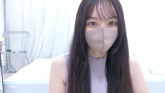  Mia land  online show from 24, 7, 2026