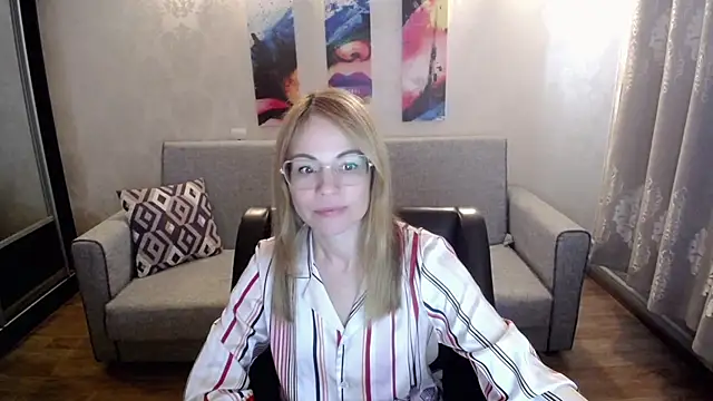 shy hot cat online show from 24, 9, 2025