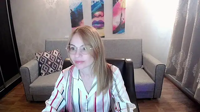 shy hot cat online show from 23, 9, 2025
