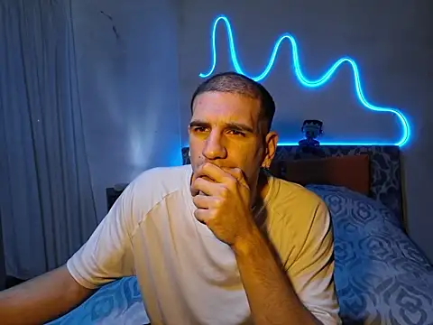 ObeyLust online show from 17, 11, 2025