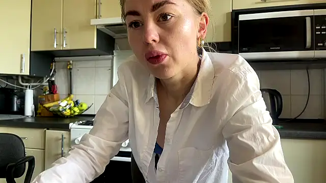 MartaLuna  online show from 26, 4, 2026