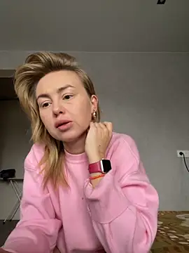 MartaLuna  online show from 21, 10, 2025