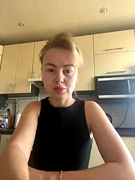 MartaLuna  online show from 29, 10, 2025