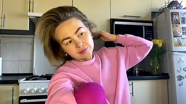 MartaLuna  online show from 11, 3, 2026