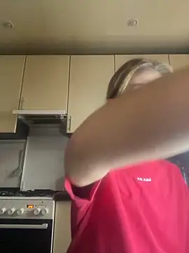 MartaLuna  online show from 28, 11, 2025