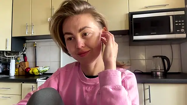 MartaLuna  online show from 22, 4, 2026