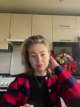 MartaLuna  online show from 14, 2, 2026