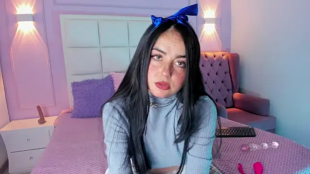 Ashleypetit online show from 16, 7, 2026